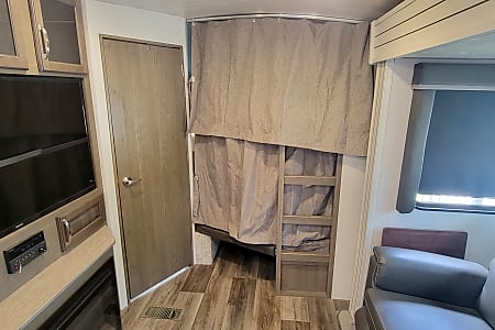 Travel trailer