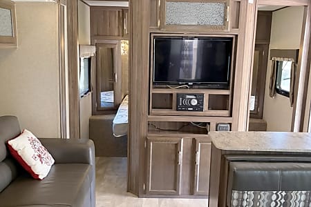 Travel trailer
