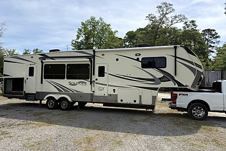 Fifth-wheel