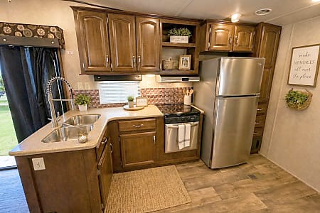 Travel trailer