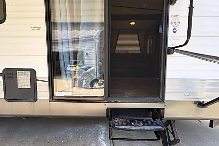 Travel trailer