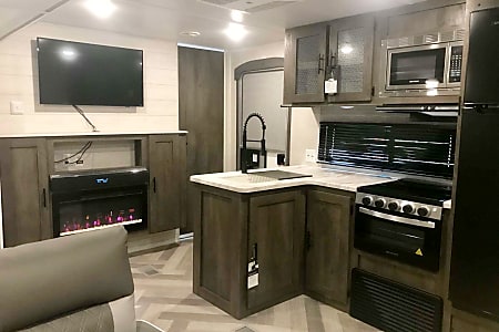 Travel trailer