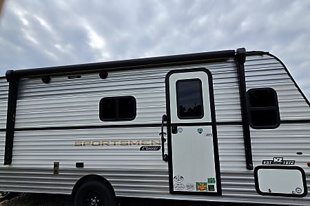 Travel trailer