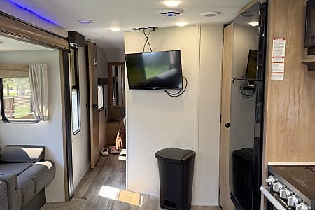 Travel trailer