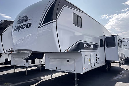 Fifth-wheel