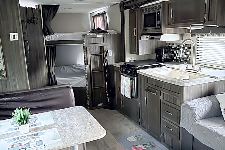 Travel trailer