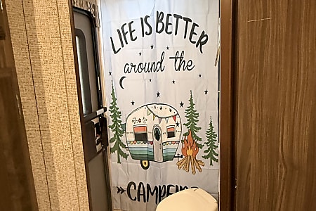 Travel trailer