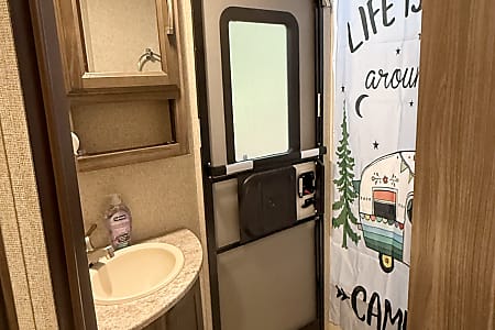 Travel trailer
