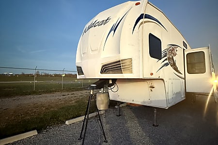 Fifth-wheel