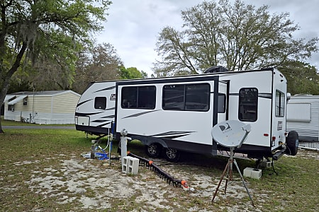 Travel trailer