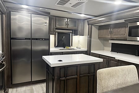 Fifth-wheel