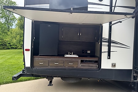 Travel trailer