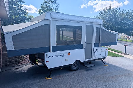 Folding trailer