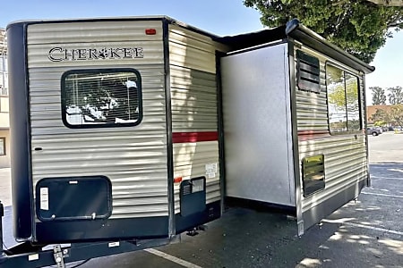 Travel trailer