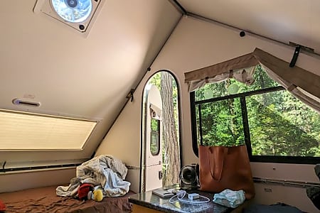 Folding trailer