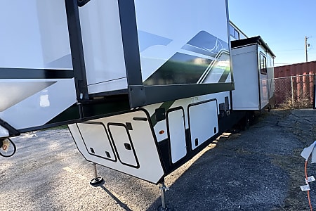 Fifth-wheel