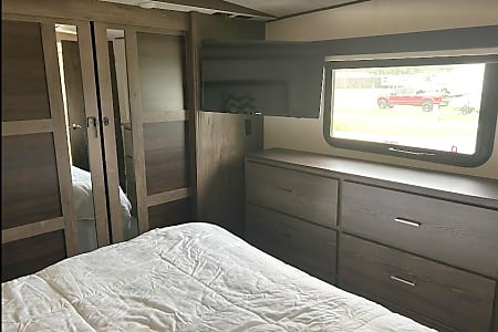 Fifth-wheel