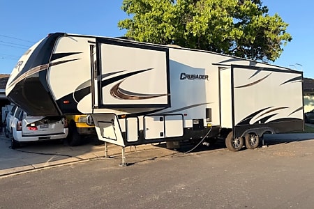 Fifth-wheel