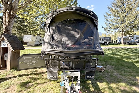 Folding trailer