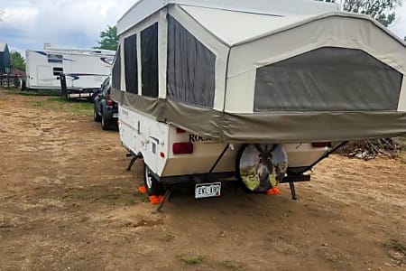 Folding trailer