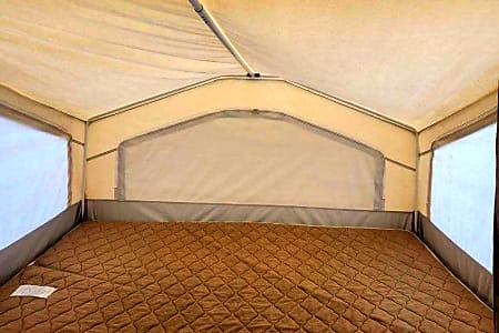 Folding trailer