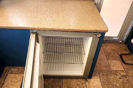Folding trailer