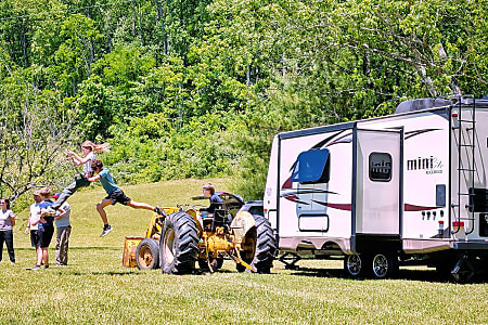 Travel trailer
