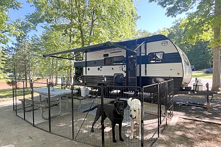 Travel trailer