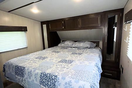 Fifth-wheel
