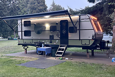 Travel trailer