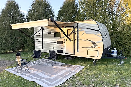 Travel trailer