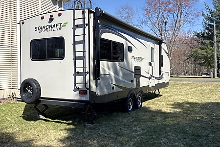 Travel trailer