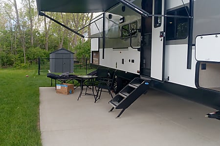Travel trailer