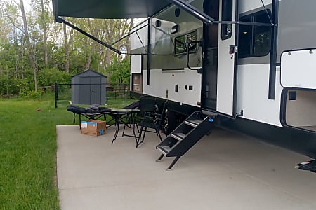 Travel trailer