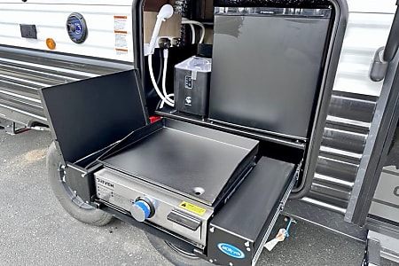 Travel trailer