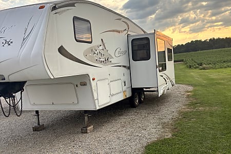 Fifth-wheel