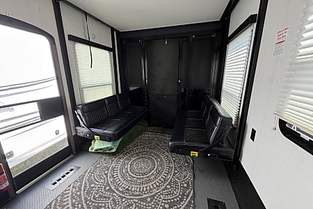 Fifth-wheel