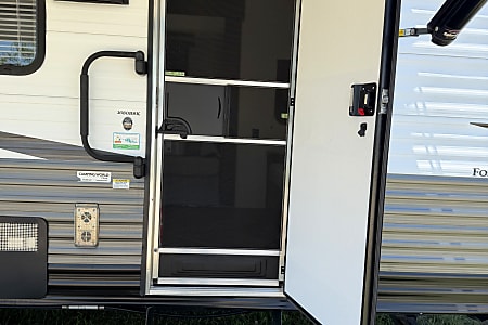 Travel trailer