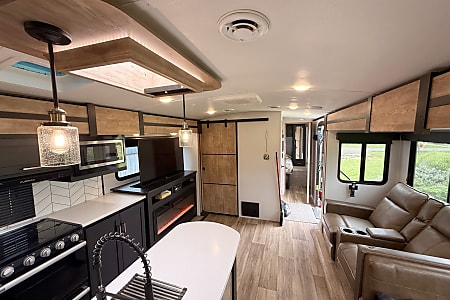 Travel trailer