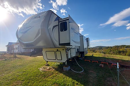 Fifth-wheel