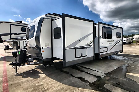 Travel trailer