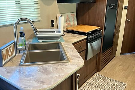 Travel trailer
