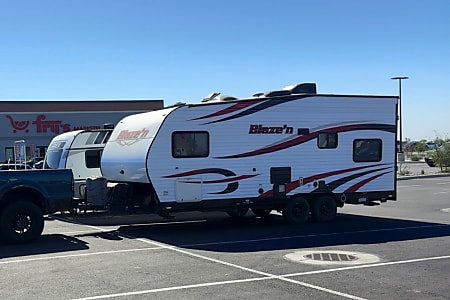 Toy hauler