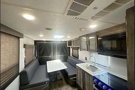 Toy hauler