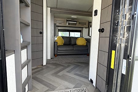 Travel trailer
