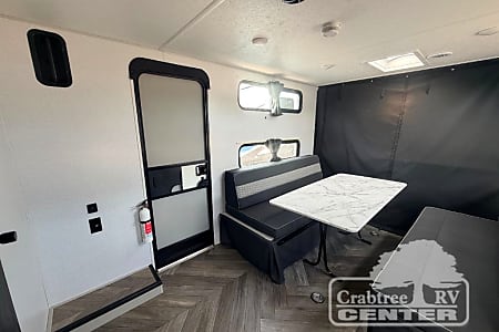 Toy hauler