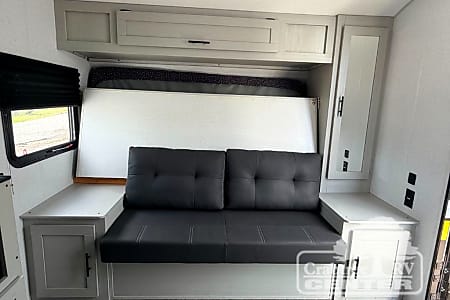 Toy hauler