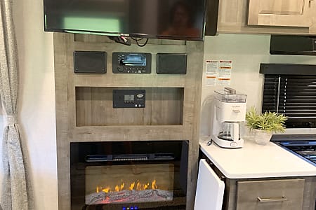 Travel trailer