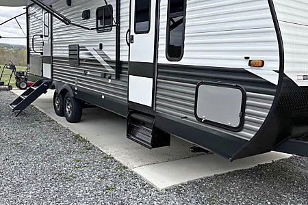 Travel trailer