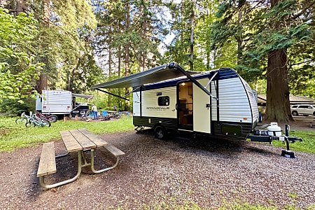 Travel trailer